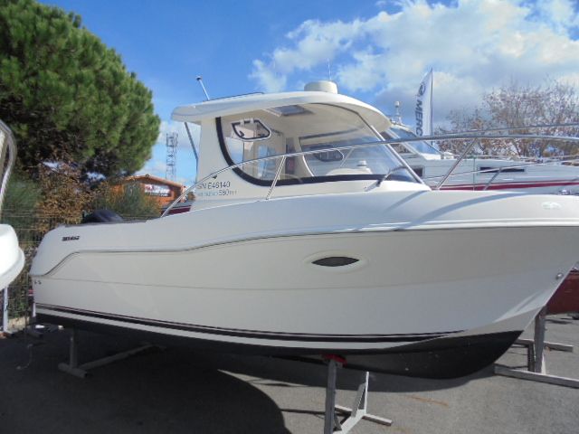 slider 0 Quicksilver Pilothouse 580